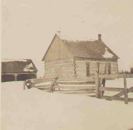 <div class="text-large">Chisholm Photo</div>